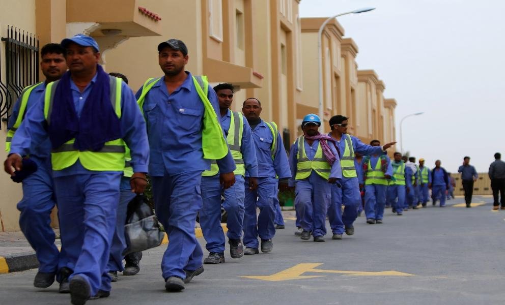 مسؤول قطري ينفي إجلاء عمال من مساكنهم بسبب المونديال