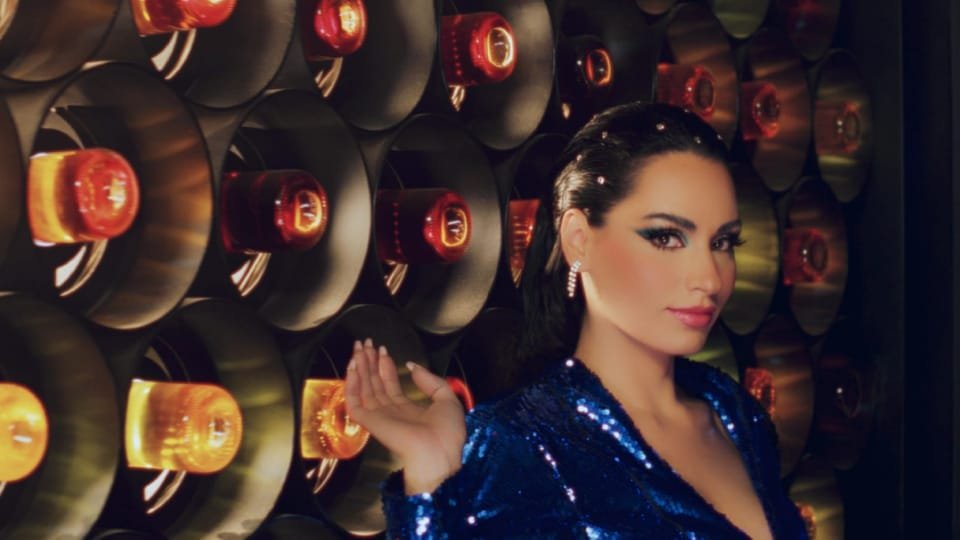 صورة مميزة: الفنانة أريج تتخطى عتبة النصف مليون مشاهدة على يوتيوب بأغنيتها زعلانة