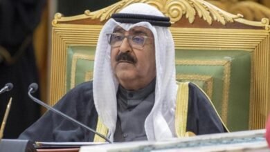 ولي العهد الكويتي يؤكد دعم بلاده لاستقرار أسعار النفط