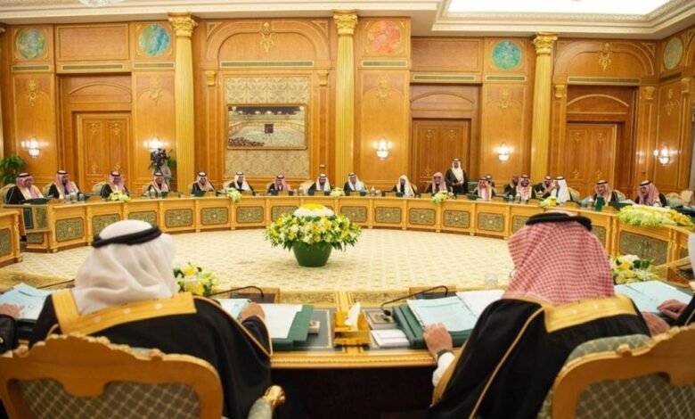 السعودية.. رفع رسوم تجديد تأشيرات الخروج والعودة