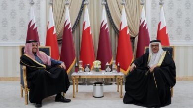 قطر والبحرين تناقشان آليات لإنهاء الملفات العالقة
