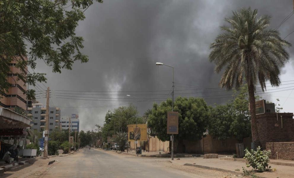 دول الخليج تدعو للتهدئة ووقف القتال في السودان