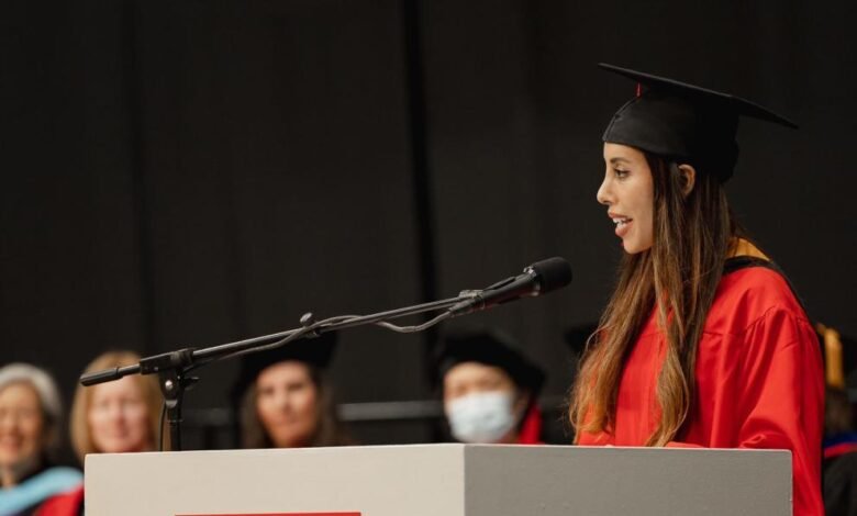 أول كويتية تنال الماجستير في تخصص نادر من جامعة أمريكية