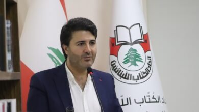 صورة توضيحية - أنطوان يزبك لن ينقطع الوتر لأحمد دهيني رواية خارقة تجمع بين الفلسفة والحب والمافيا