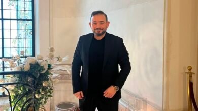 أحمد عادل… رحلة نجاح من الاستوديو إلى أكبر الإنتاجات الغنائية