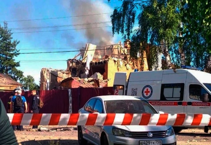 روسيا تهدد بريطانيا بـ«عواقب» بعد تقارير عن استخدام مسيّرات بريطانية في ضرب العمق الروسي - صورة مميزة صورة مميزة: روسيا تهدد بريطانيا بـ«عواقب» بعد تقارير عن استخدام مسيّرات بريطانية في ضرب العمق الروسي