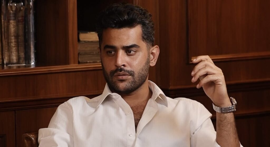 زيد نزال… صوت شبابي يعكس الواقع ويناقش العلاقات والمشاعر بجرأة وعفوية