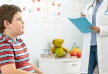 منظمة الصحة العالمية تعلن السمنة «مرضاً مزمناً ناكساً» وتطلق أول دليل عالمي للأطفال واليافعين