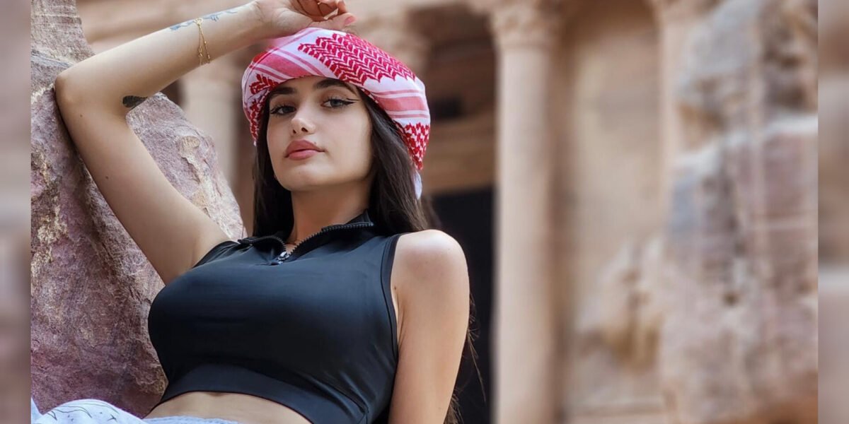 حنين دويك مسيرة واعدة في عالم الأزياء و الموضة