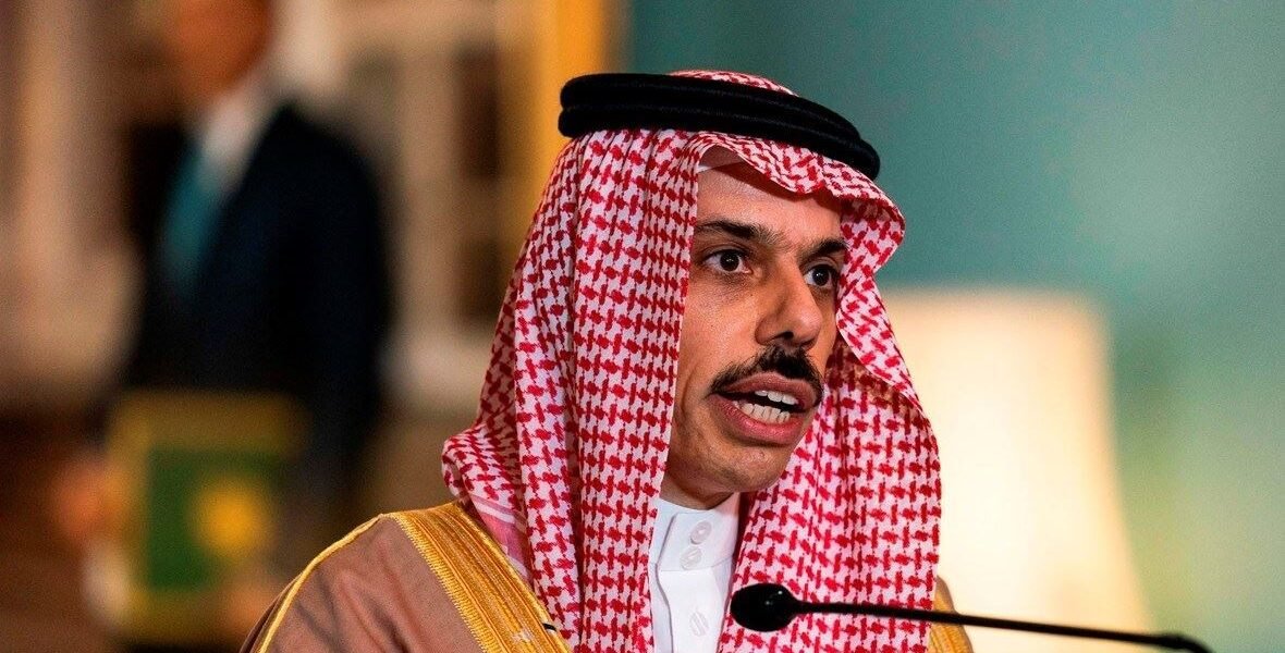 وزارة الخارجية السعودية ندين استمرار السويد منح متطرفين تراخيص لتدنيس نسخ من المصحف