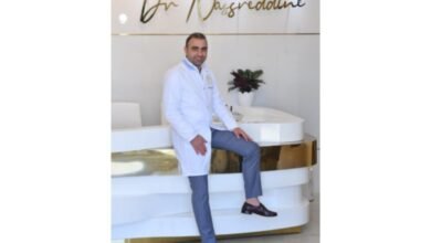 Hassan Nassreddine الى جانب مرضى سرطان الثدي