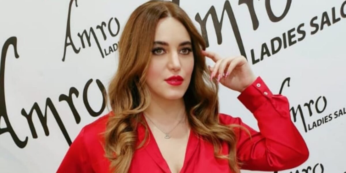Maram عملية العناية بالبشرة تمرُّ بمراحلَ عديدة