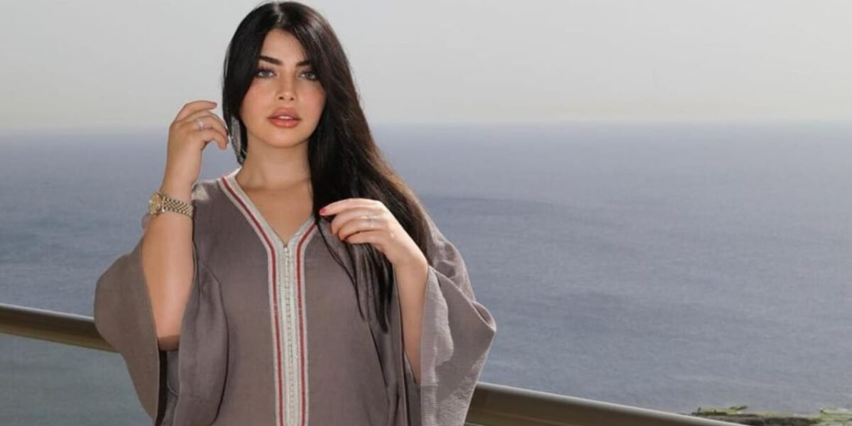 آية ترك مستقبل واعد في مجال تصميم الأزياء