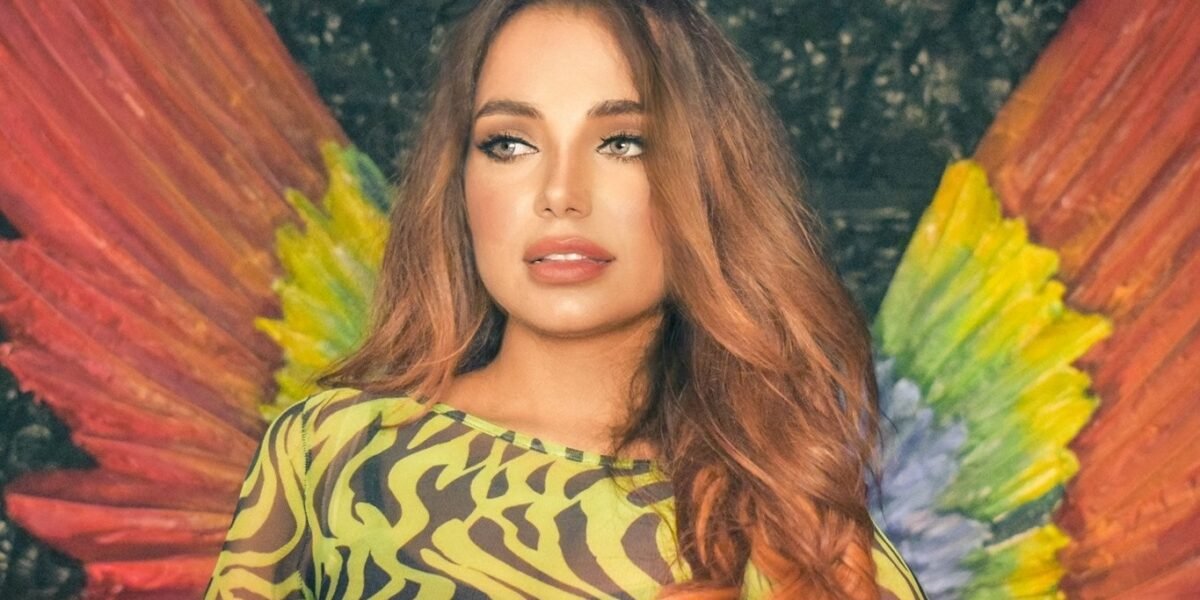 الفنانة اللبنانية جنى في لقاء عبر خبر عاجل TV أول فنانة عربية تقدم حفل مباشر عبر تطبيق تيك توك - صورة مميزة صورة مميزة: الفنانة اللبنانية جنى في لقاء عبر خبر عاجل TV أول فنانة عربية تقدم حفل مباشر عبر تطبيق تيك توك