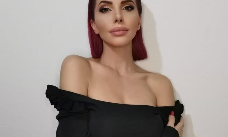 الممثلة مونيانا مقهور تتألق في جلسة تصوير جديدة