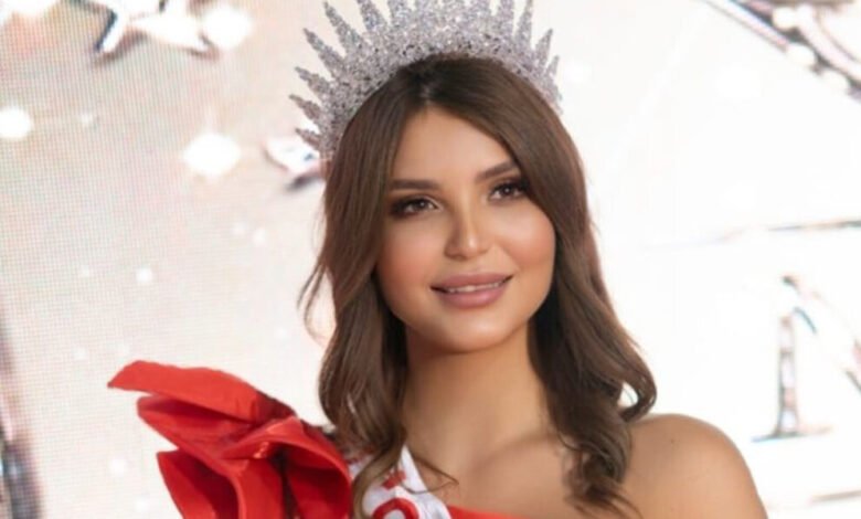حفل تتويج ملكة جمال العرب في اسطنبول يختتم بفوز رنيم كيلاني وتألق الفنانة شيراز