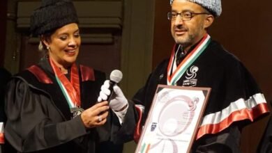 خالد الظنحاني يتسلم الدكتوراه الفخرية ووسام التنمية الثقافية من اتحاد الجامعات المكسيكية