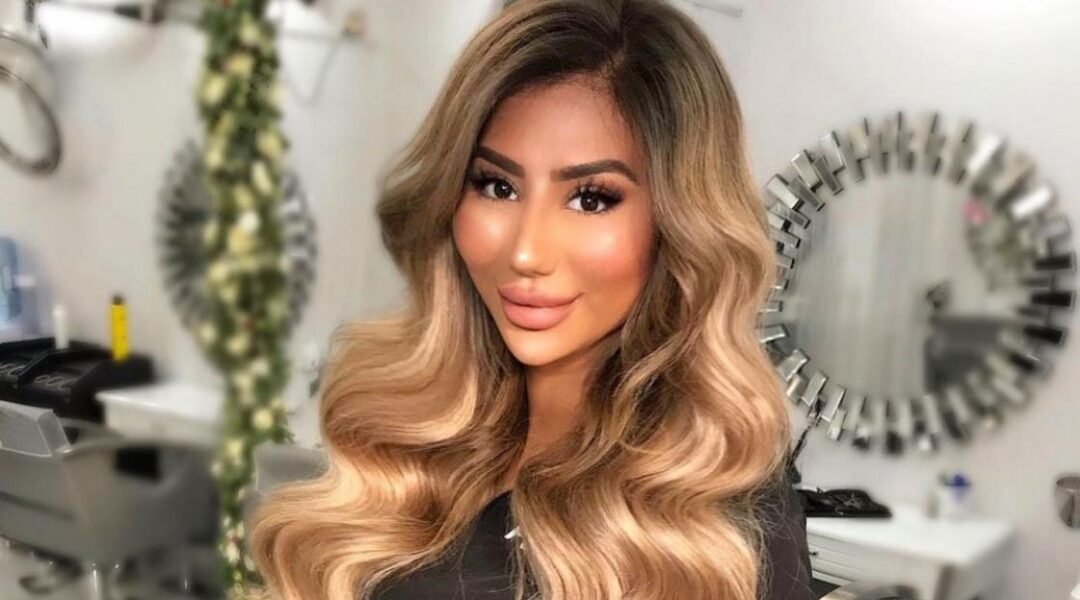 صورة مميزة: خبيرة المكياج العالمية جينا بادين/ Gina Badhen تقدم النصائح لمتابعاتها عبر ية IGTV