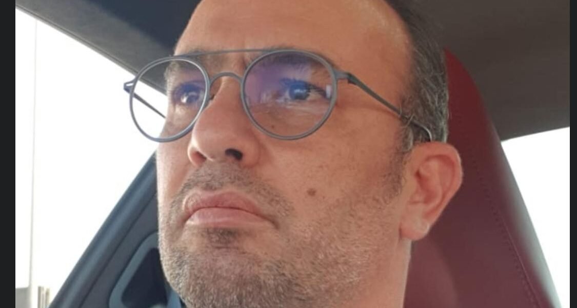 صورة مميزة: رجل الأعمال داني ياغي رائد في مجال تجارة الساعات