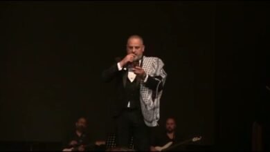 زكريا فحّام في وضع محرج بسبب الكوفية..ماالسبب!