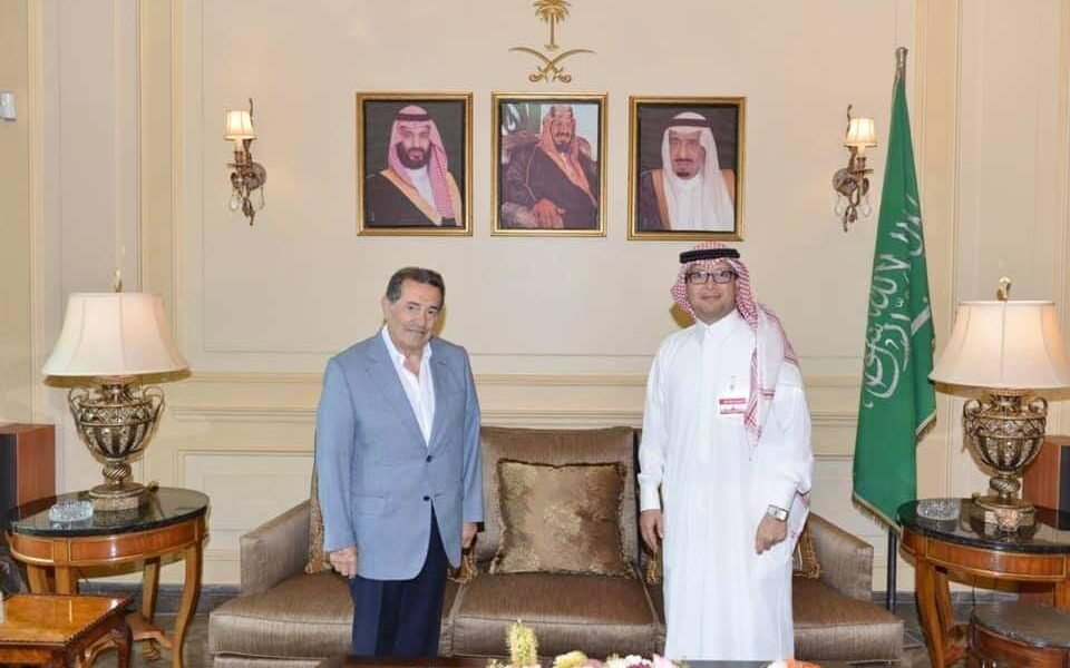 صورة مميزة: سفير خادم الحرمين الشريفين في لبنان يستقبل الوزير السابق بطرس حرب