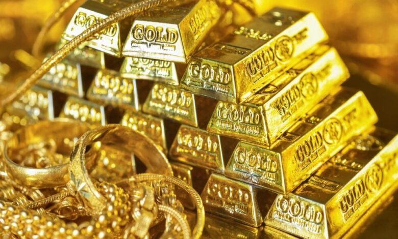 صعود الذهب إلى 4,646 دولار مع ترقب بيانات PCE وخطاب وورش
