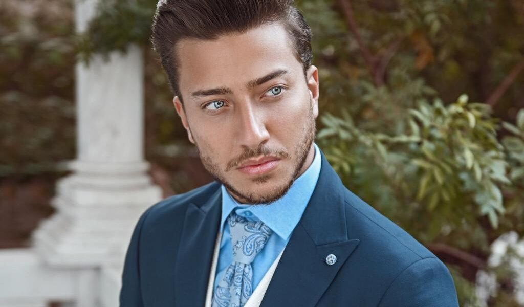 صورة مميزة: عارض الأزياء إيليو ناضر يحضر لمجموعة مشاريع وازنة لصيف ٢٠٢١