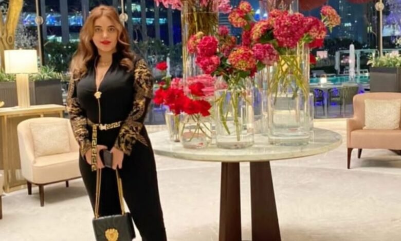 ما هي مهنة الستايلست/Stylist؟ سؤال تجيب عنه مرام