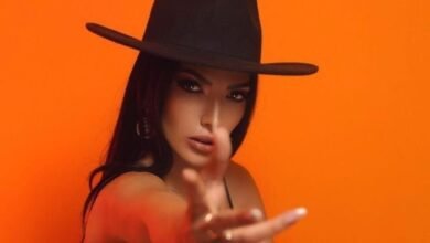 ملكة جمال آسيا السورية سنا عطيّة تتألق في إكسبو دبي وتجذب الحضور