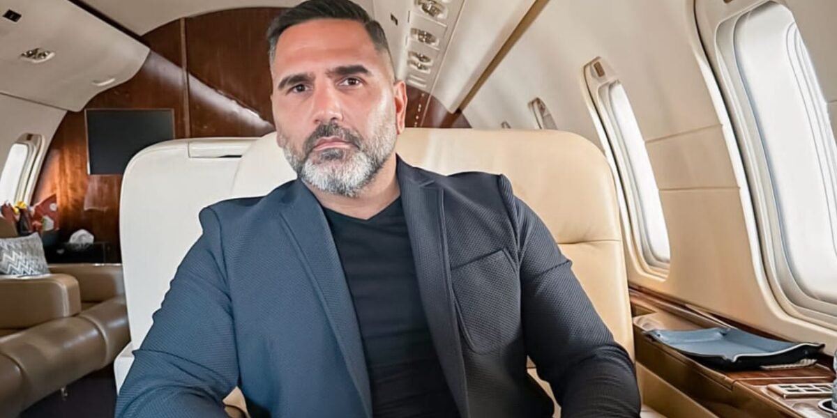 هادي عبد الهادي في لقاءٍ حول شركته Universal Jets