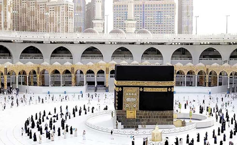 صورة مميزة: وصول معظم أعضاء بعثة الحج إلى الأراضي المقدسة